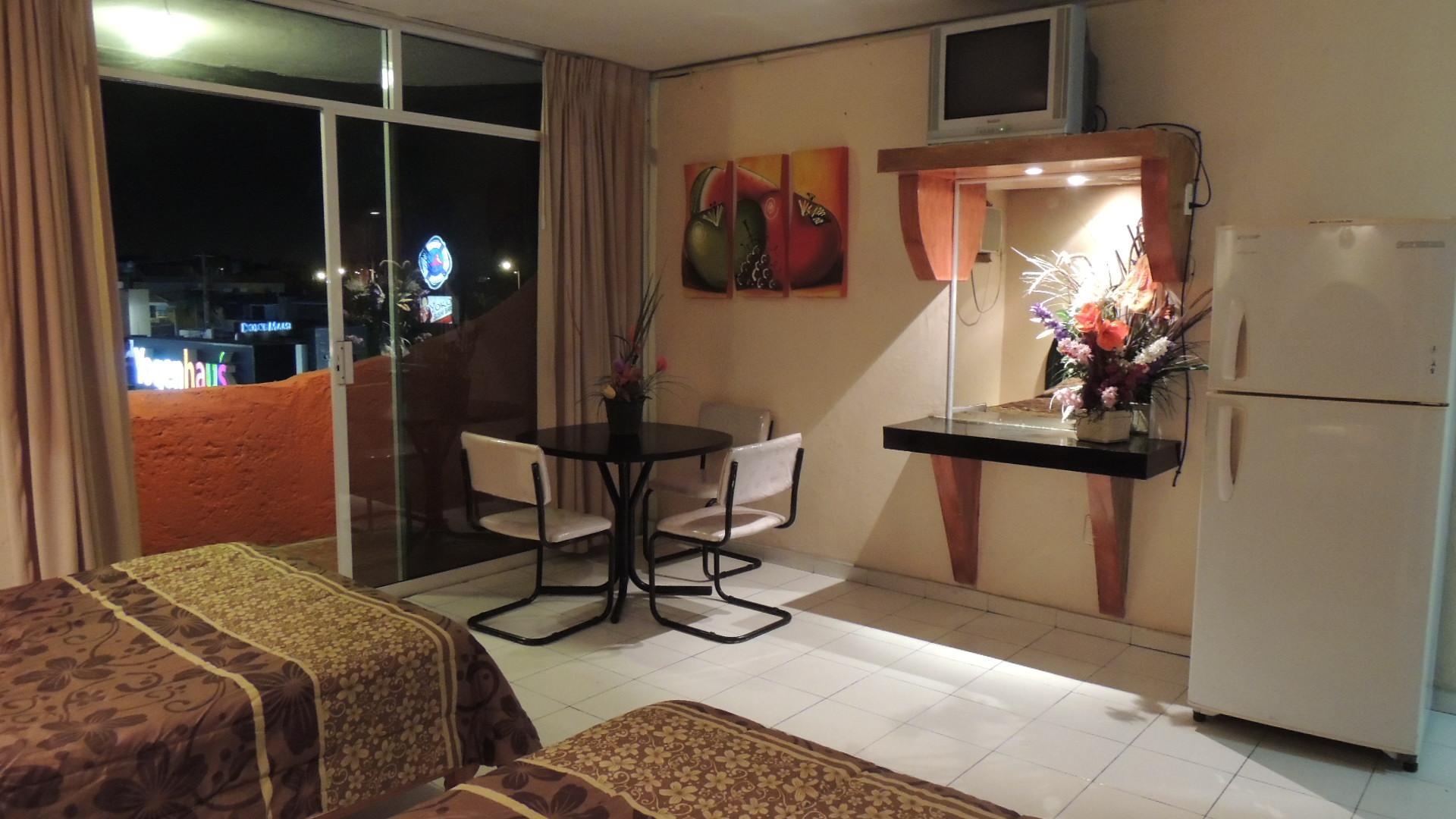Capital O Zona Dorada Inn, มาซาตลัน ภายนอก รูปภาพ